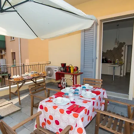 Bed & Breakfast Ramo Rosso Di Paolo Natalini 2*
