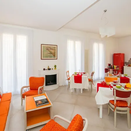 Bed & Breakfast Ramo Rosso Di Paolo Natalini 2*